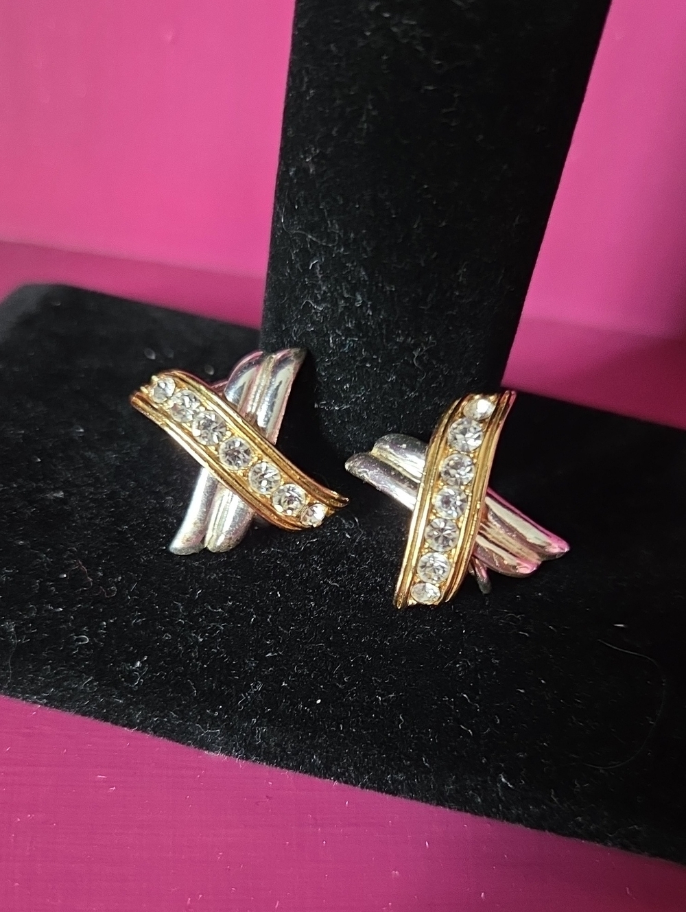 Vintage Y2K Avon Two-Tone Rhinestone "X" Crossover Clip-On Earrings